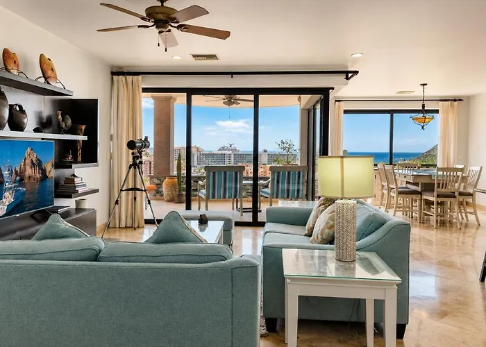Luxury Pedregal Walk To Cabo Marina Apartment